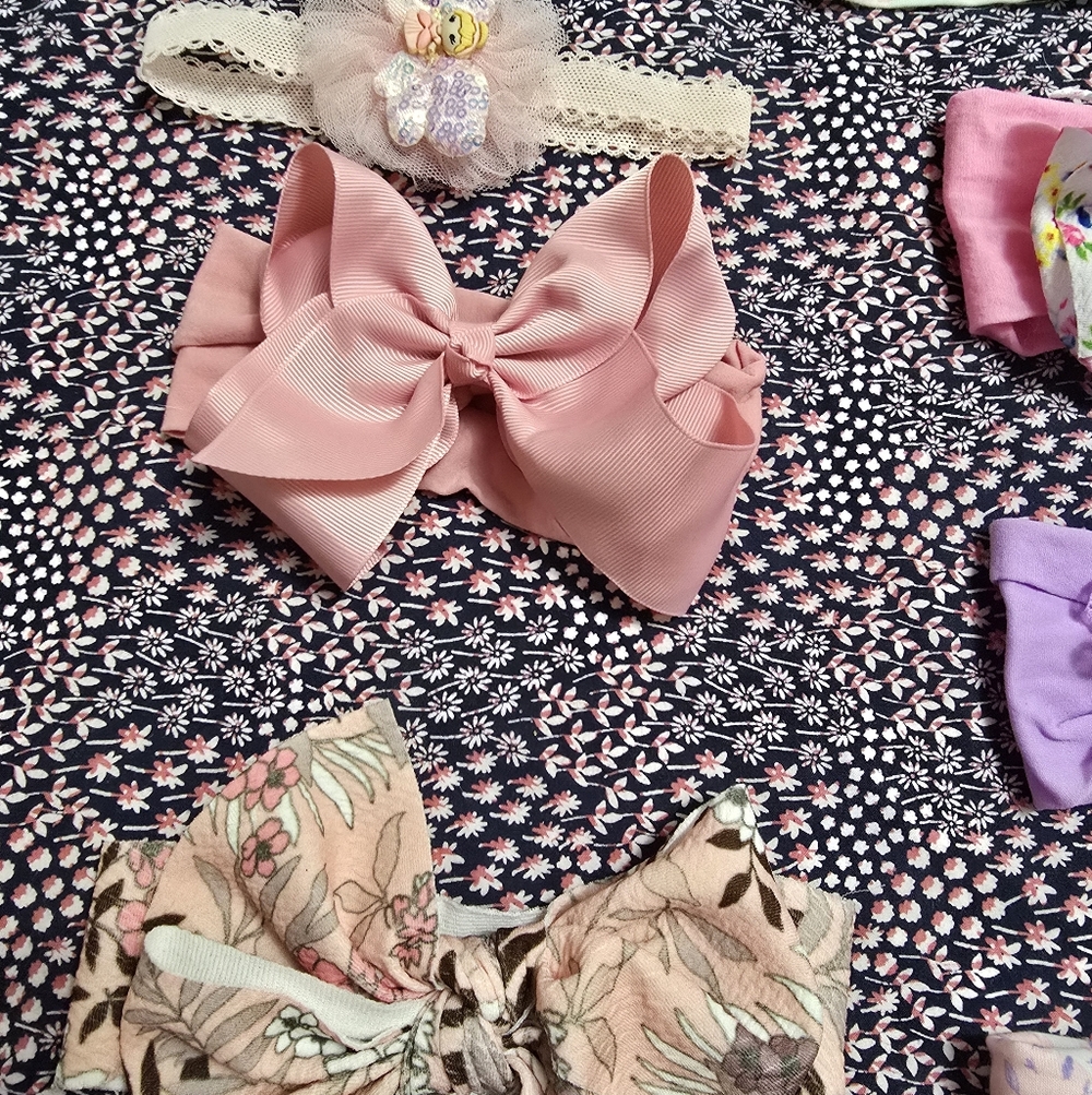 Bundle Of Hair Bows Size 0-24 Months - Picture 4 of 4